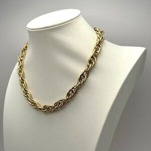 Trifari Necklace Chunky Gold Tone Oval Link Chain Statement 17.5 in